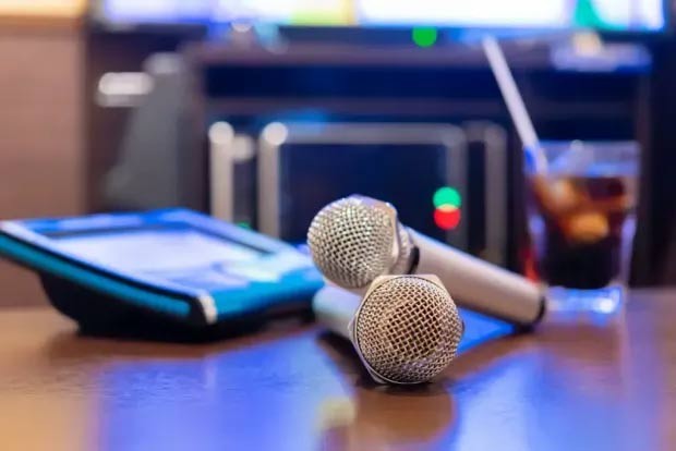 Wer hat Karaoke erfunden?