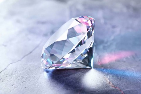 Diamant - Pierre de naissance davril