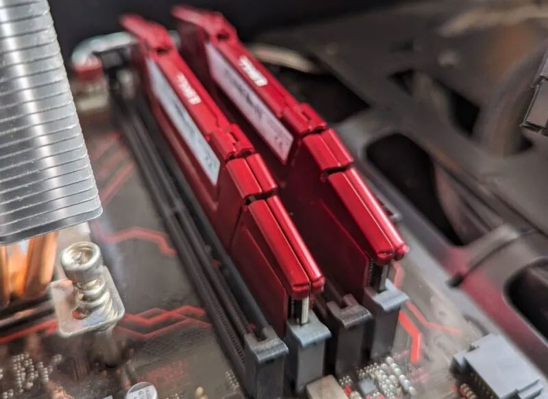Instructions on how to upgrade RAM on PC and laptop