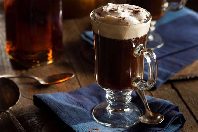 Coleção de receitas de coquetéis de café deliciosos, fáceis de fazer e de qualidade para todos Coleção de receitas de coquetéis de café deliciosos, fáceis de fazer e de qualidade para todos