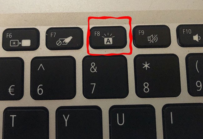 如何開啟筆記型電腦鍵盤燈，在 Windows 10 上啟動鍵盤背光