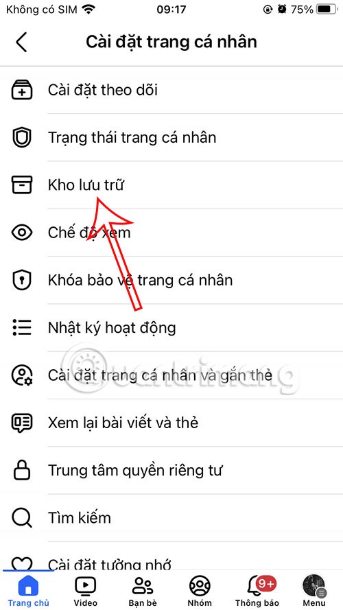 Hoe bekijk je het nieuwsarchief op je Facebook-telefoon of computer?
