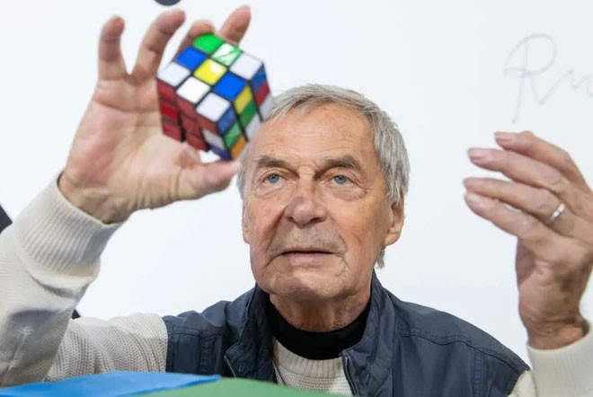 10 Fakta Mengejutkan Tentang Kiub Rubik