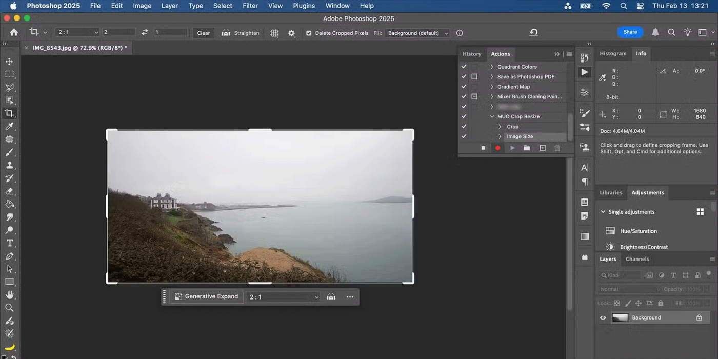 Non l'intelligenza artificiale, ma le azioni sono la funzionalità di Photoshop che gli utenti amano