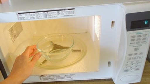 Verwijder geuren van magnetron- en ovenreinigingsmiddelen met ingrediënten die minder dan 5.000 VND kosten Verwijder geuren van magnetron- en ovenreinigingsmiddelen met ingrediënten die minder dan 5.000 VND kosten