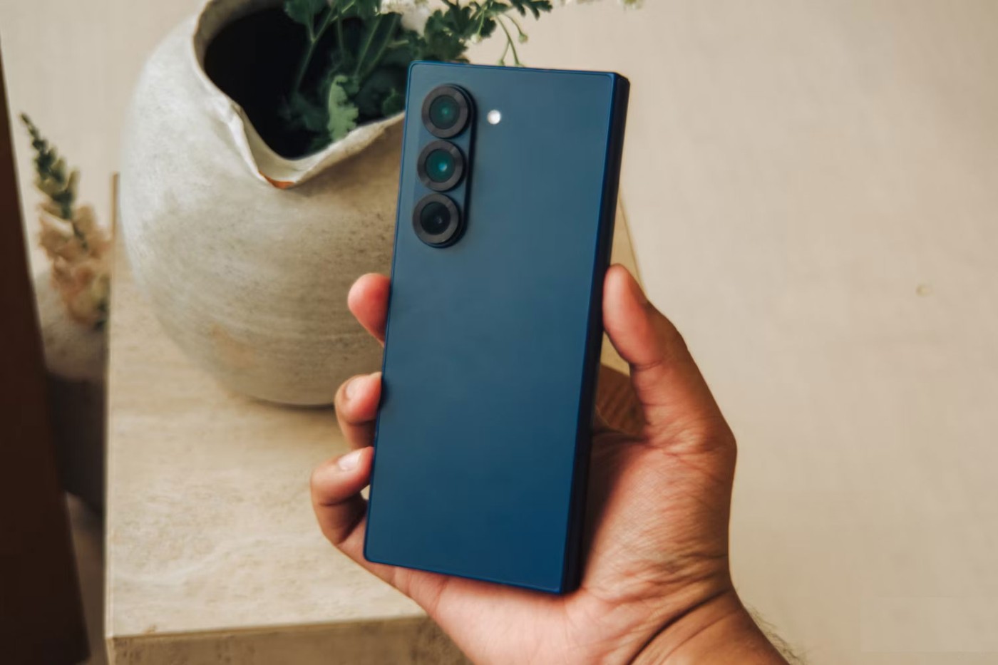 6 perbezaan utama antara Galaxy Z Fold 6 dan Z Fold 5
