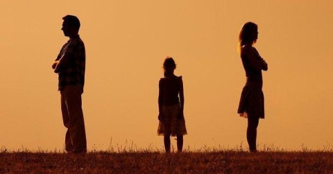 Good sayings about the third person, status about the third person in profound love