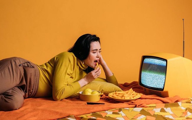 Difference between regular TV and Smart TV