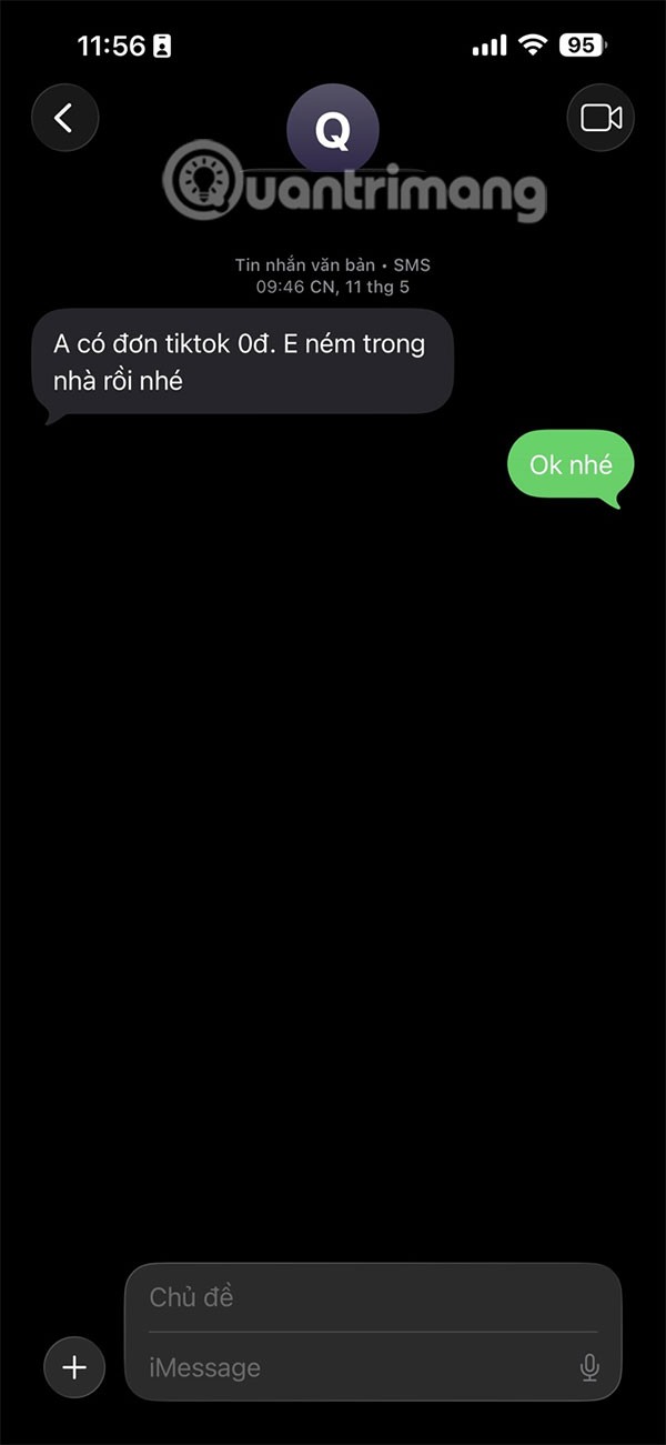 How to change message wallpaper on iPhone