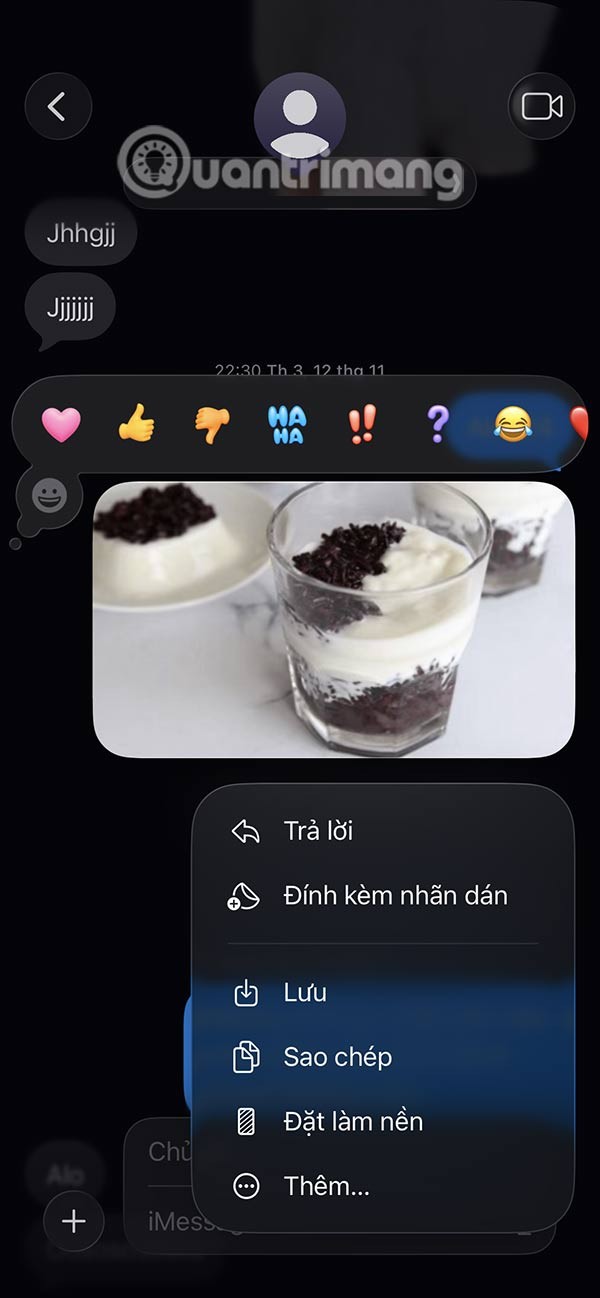 How to change message wallpaper on iPhone