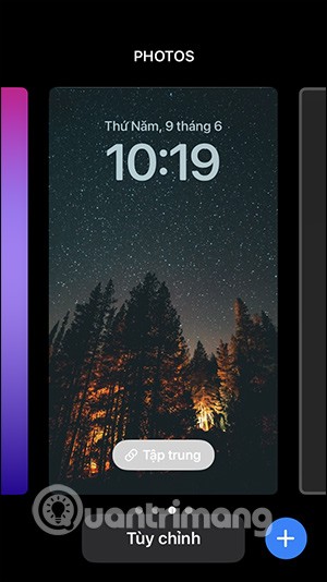 How to customize iPhone lock screen