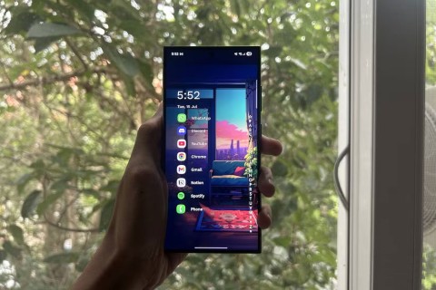 Why do so many people decide to switch to Samsung after years of using iPhone?