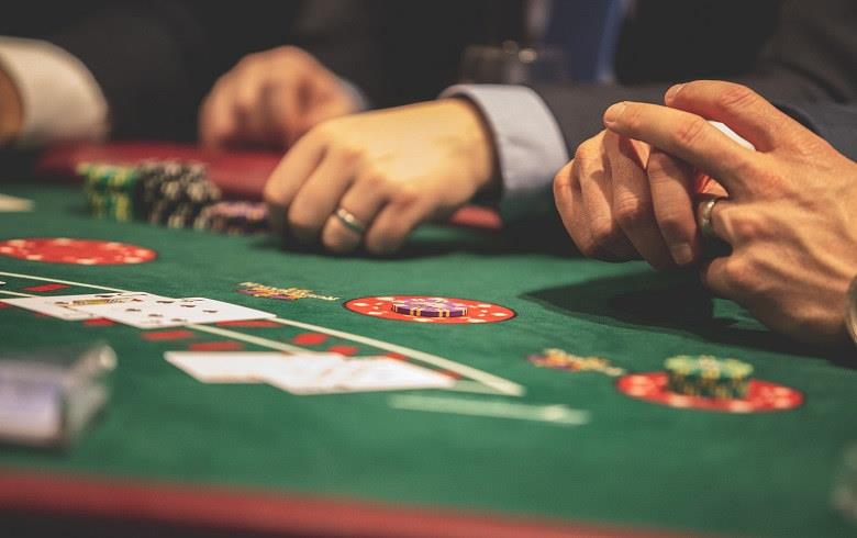 L'età legale per il gioco d'azzardo negli Stati Uniti è di 21 anni?