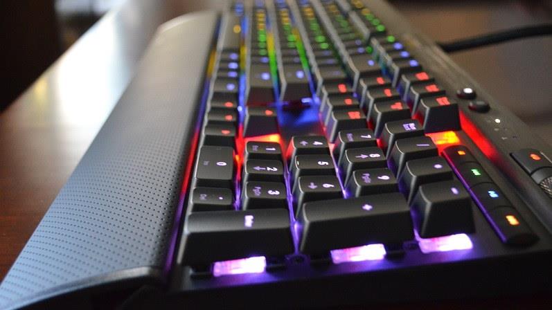 How to Change Color on Corsair Keyboard