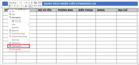 วิธีทำซ้ำชื่อเรื่องใน Word สำหรับตารางและพิมพ์