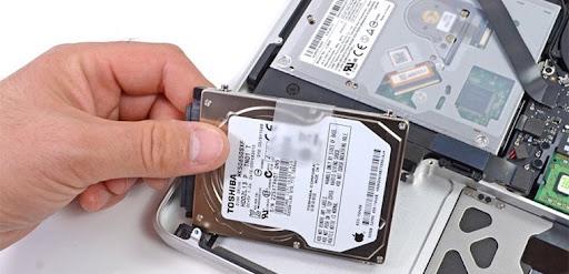 Instrucțiuni detaliate despre cum să adăugați un hard disk la un laptop
