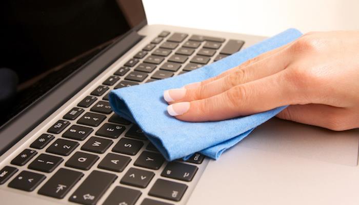 Instructions for Cleaning Laptops Clean From A - Z And Run Smoother